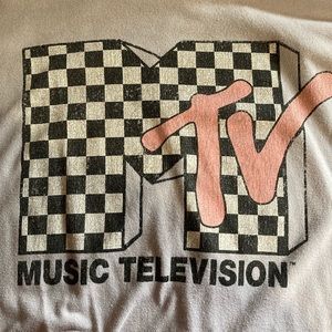 MTV Long sleeved tshirt